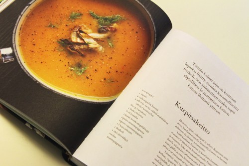 Kurpitsakeitto on hyvä, jos aikuiset tykkää, mutta todella onnistunut se on, kun lapsetkin syövät ja kehuvat.