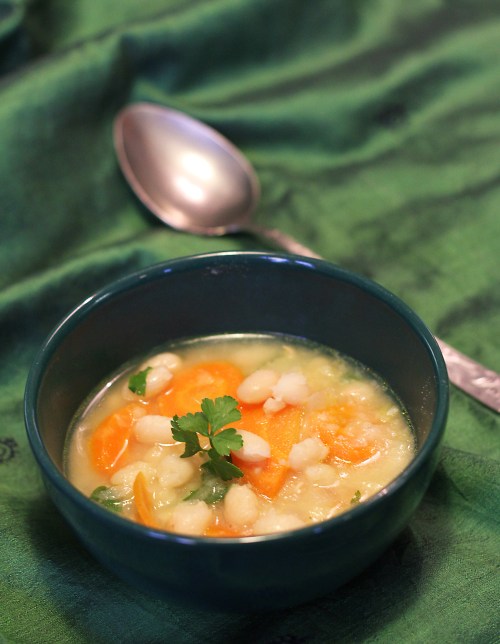 Vihanneskeitto lämmittää.