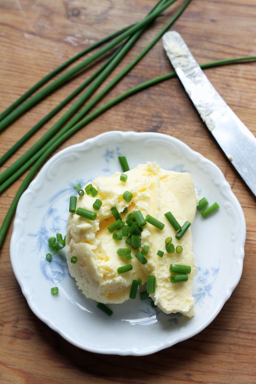 Kyllä sen voi tehdä itse.