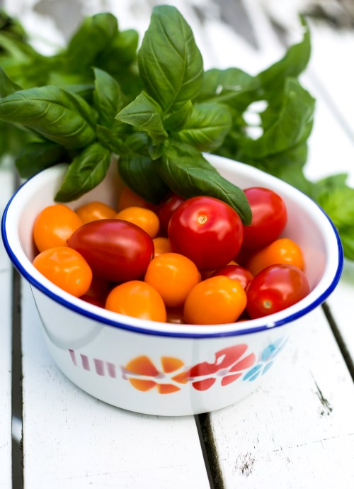 Tämä ruoka onnistuu, jos tomaateissa ja basilikassa on oikea maku.